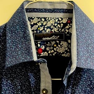 NWOT Coastal men's navy blue with small leaves print . Size S